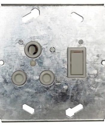 TITAN 16A SINGLE SWITCH SOCKET + YOKE 4X4