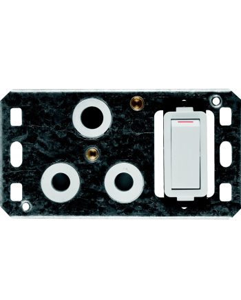 Crabtree Classic Single 16A Switch Socket with Yoke, 4x2 Horizontal, White