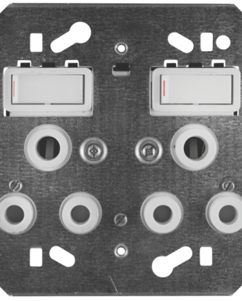 Crabtree Classic White 16A Double Switch Socket on Yoke (4x4)