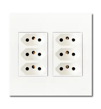 4 x 4 Unswitched Sockets