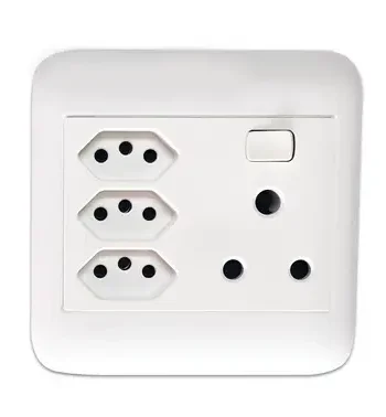 4X4 16A Socket+ 3 New Za Switched  Socket