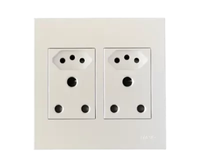 4 x 4 Unswitched Sockets - 