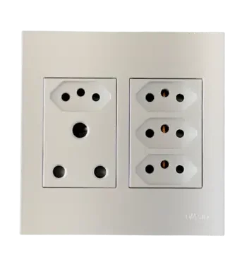 4 x 4 Unswitched Sockets