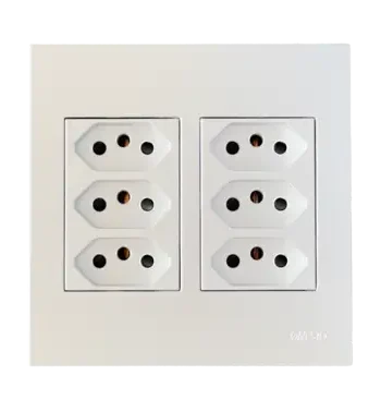 4 x 4 Unswitched Sockets