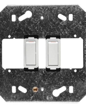 Crabtree Classic 2 Lever 2×1 Way Switch on 4×4 Yoke - Crabtree Classic