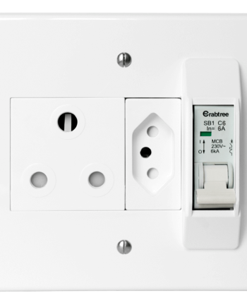 Crabtree Classic 6A Circuit Breaker Combo Socket - 4x4 Yoke & Coverplate